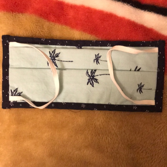 Face Mask - Picture 3 of 6